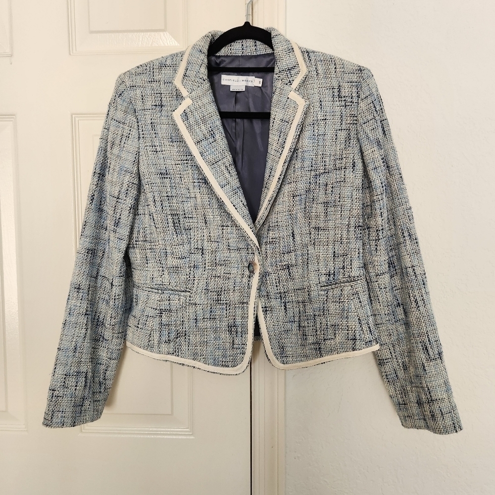 Garfield & Mark's 100% Cotton Blue & White Jacket. Size 6